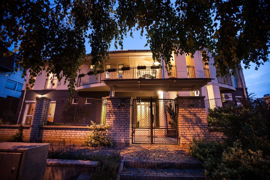 Csenge Villa Шиофок Экстерьер фото