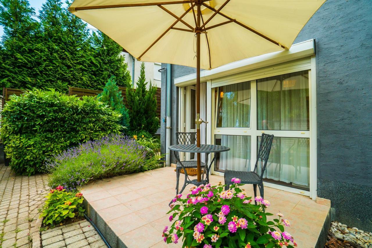 Csenge Villa Шиофок Экстерьер фото