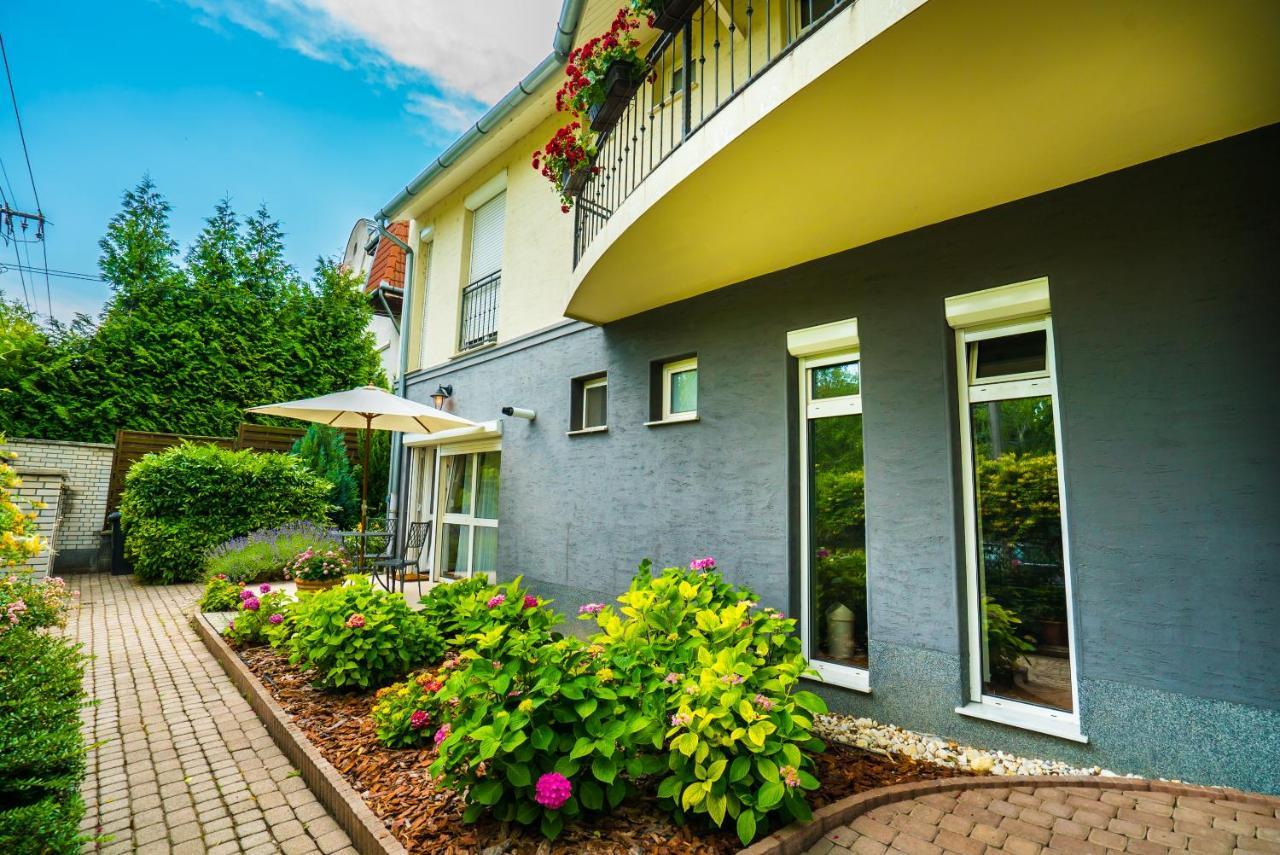 Csenge Villa Шиофок Экстерьер фото