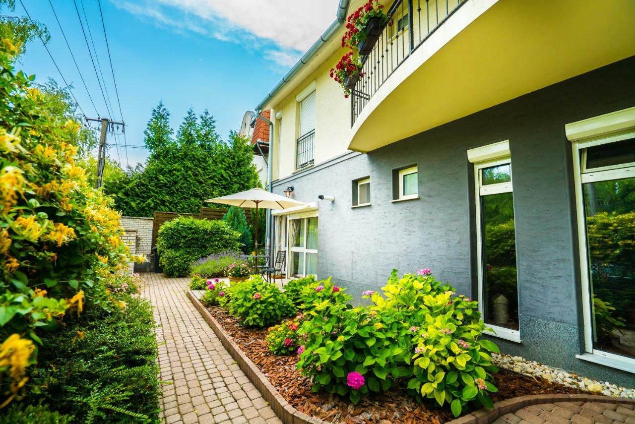 Csenge Villa Шиофок Экстерьер фото
